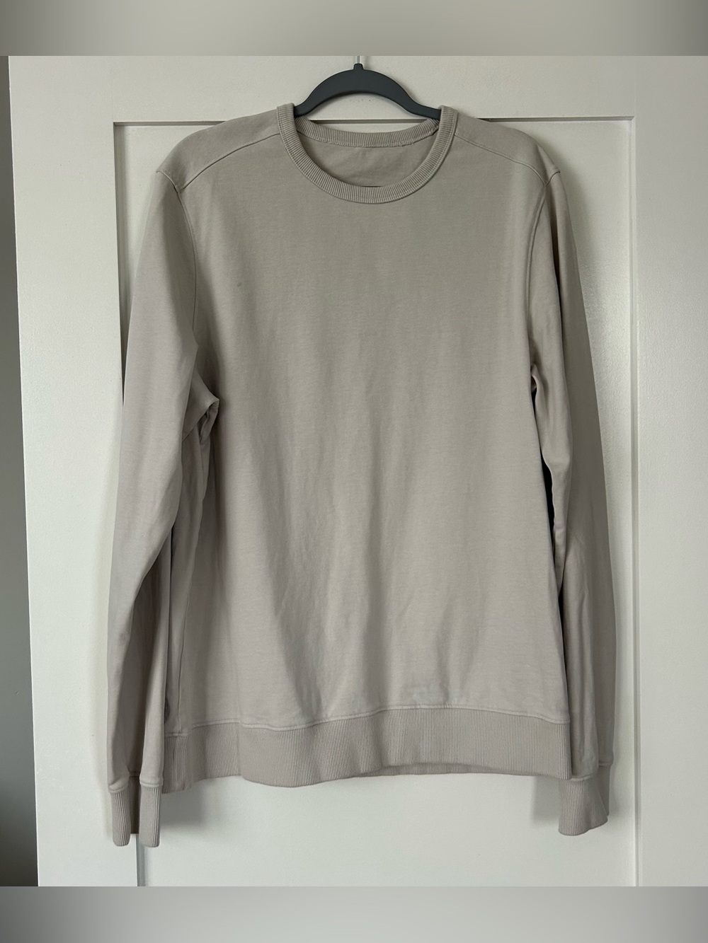 Men’s Vuori Crewneck Pullover Tan Size Large